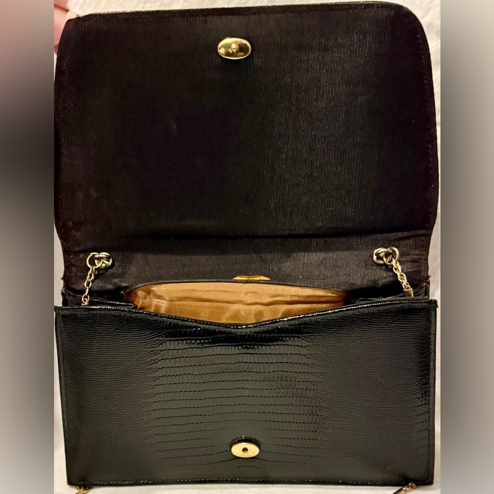 ANDE Vintage Faux Leather Convertible Clutch - Picture 6 of 8